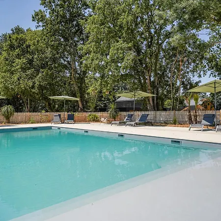 41 - Golf Et Piscine - 4 Personnes Prázdninový dům *